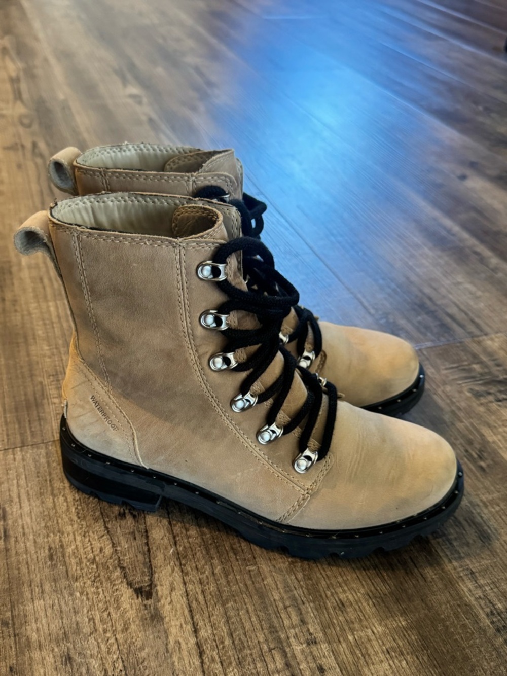 Sorel Beige/Tan Suede Lace-Up Women's Combat Boots